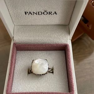 Pandora ring